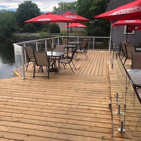 The Bobcaygeon Inn المظهر الخارجي الصورة
