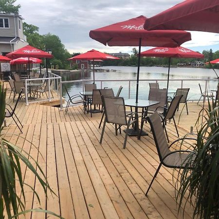 The Bobcaygeon Inn المظهر الخارجي الصورة