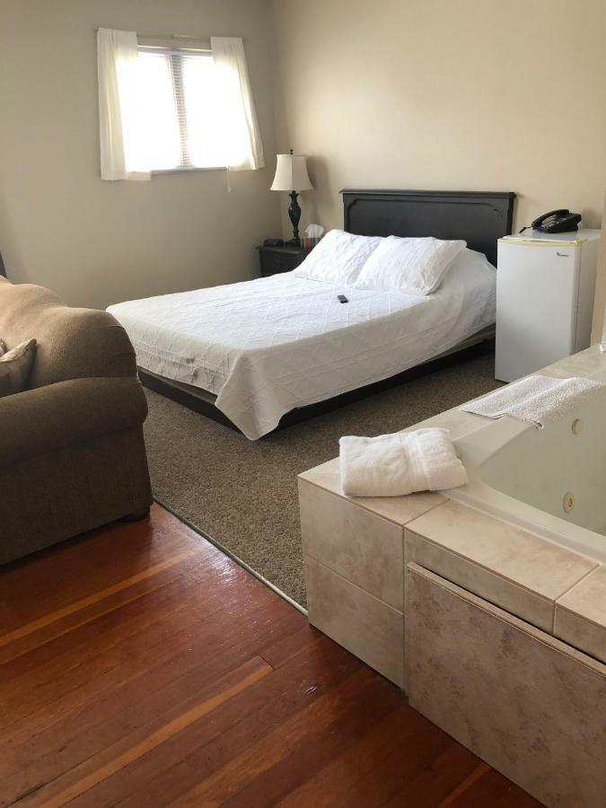The Bobcaygeon Inn المظهر الخارجي الصورة